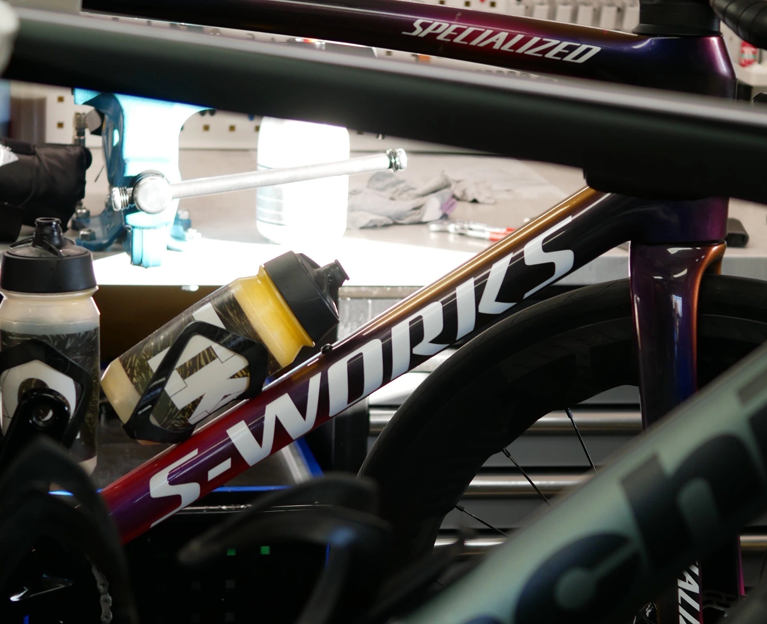 Serwis roweru szosowego Kraków — Hard Bike warsztat